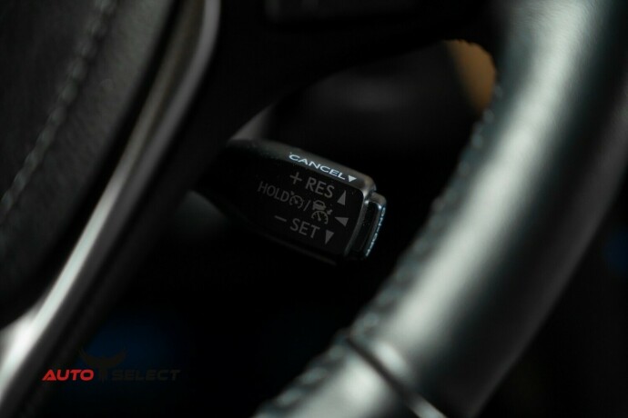 toyota-rav4-elektrisitetbensin-2018-big-33