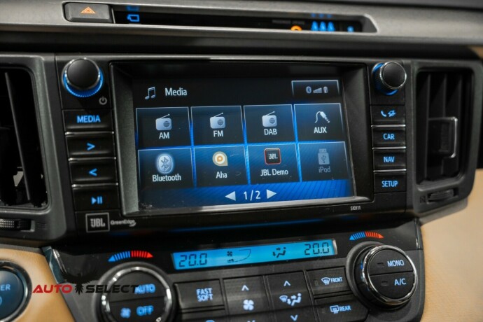 toyota-rav4-elektrisitetbensin-2018-big-42