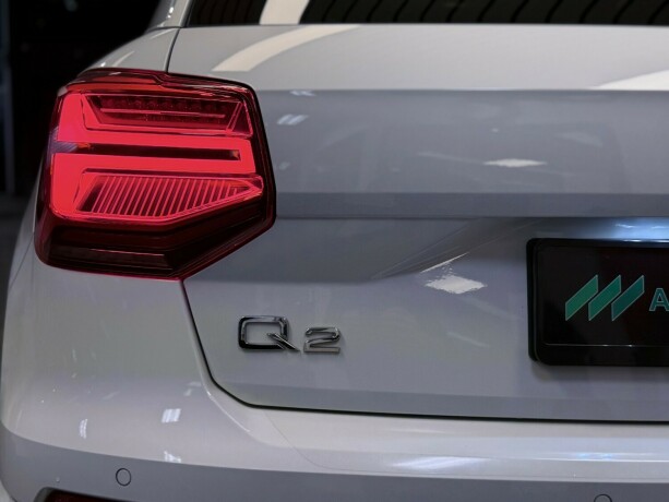 audi-q2-bensin-2017-big-28