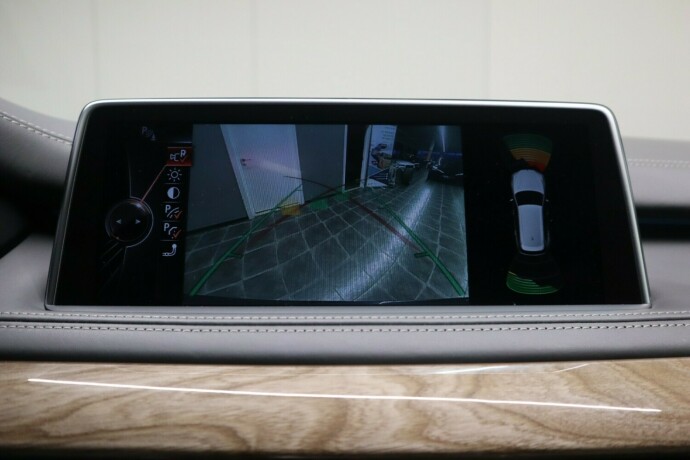 bmw-x5-diesel-2016-big-47