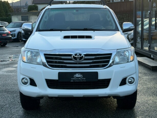 toyota-hilux-diesel-2014-big-1