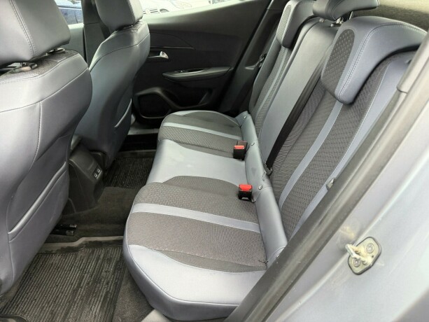 peugeot-2008-bensin-2020-big-15