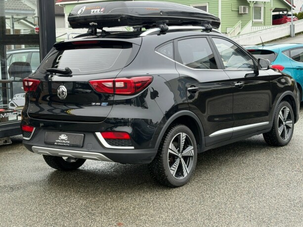 mg-zs-ev-elektrisitet-2020-big-4