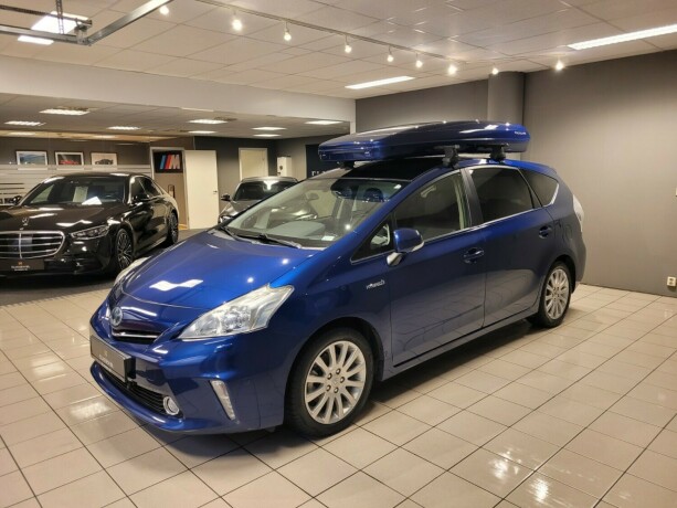 toyota-prius-seven-elektrisitetbensin-2013-big-6