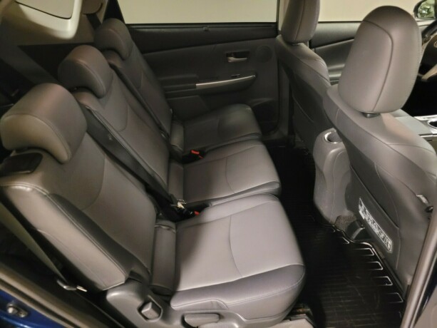 toyota-prius-seven-elektrisitetbensin-2013-big-14