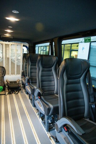 mercedes-benz-sprinter-diesel-2022-big-11