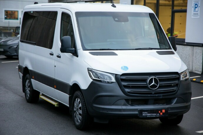 mercedes-benz-sprinter-diesel-2022-big-3