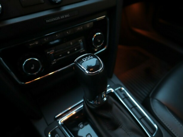 skoda-superb-diesel-2015-big-16