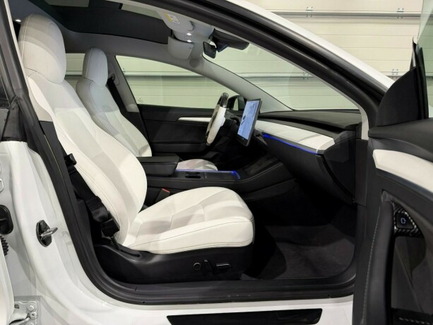 tesla-model-3-elektrisitet-2021-big-8