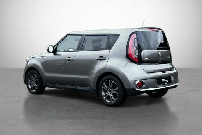 kia-soul-elektrisitet-2015-big-8