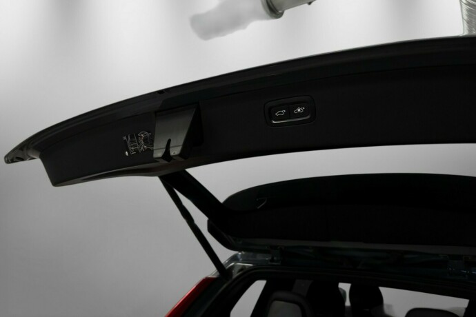 volvo-xc-90-elektrisitetbensin-2020-big-11