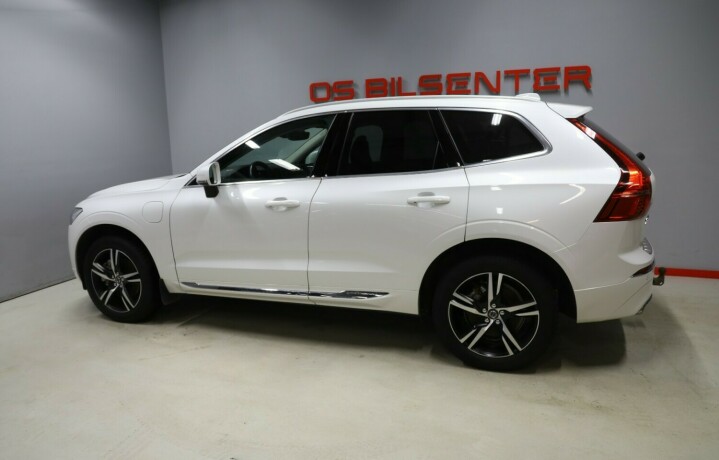 volvo-xc-60-elektrisitetbensin-2018-big-3