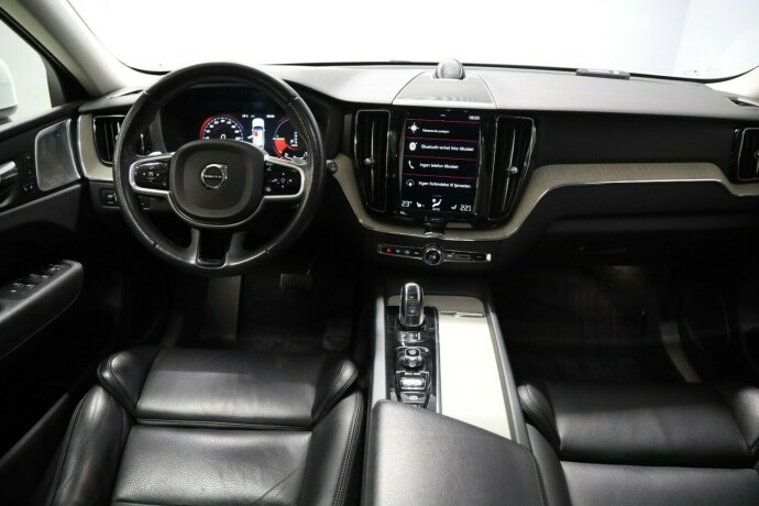 volvo-xc-60-elektrisitetbensin-2018-big-8