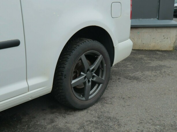 volkswagen-caddy-diesel-2011-big-5