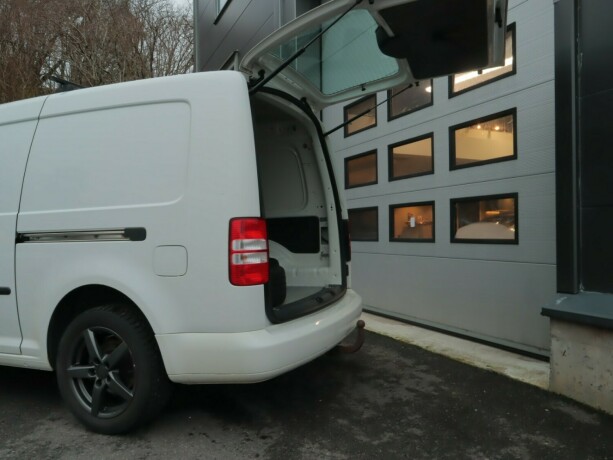 volkswagen-caddy-diesel-2011-big-4