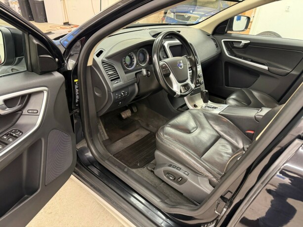 volvo-xc-60-diesel-2009-big-18