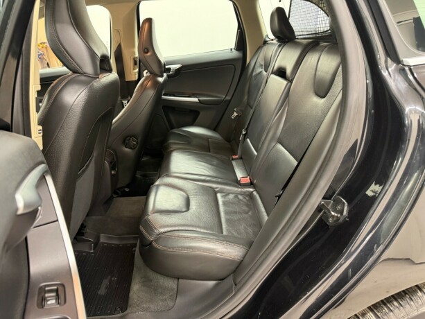 volvo-xc-60-diesel-2009-big-17