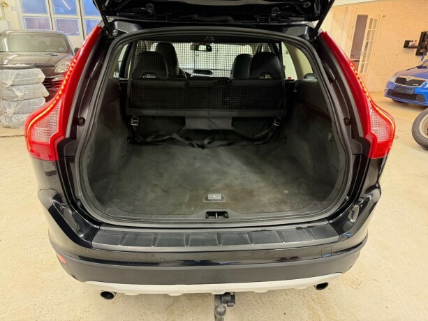 volvo-xc-60-diesel-2009-big-12