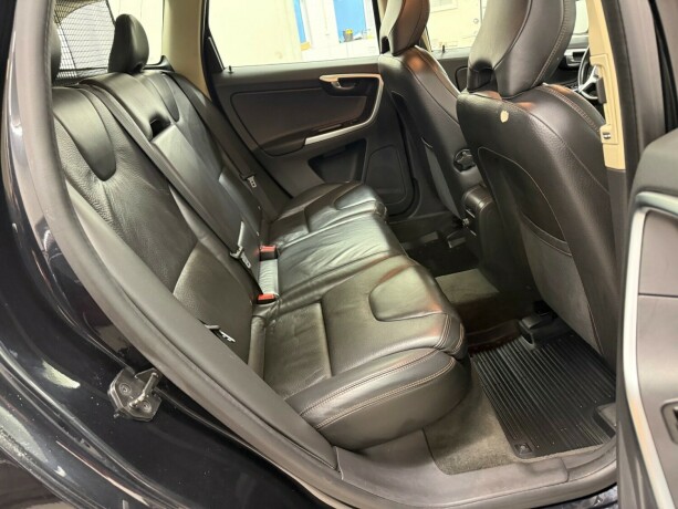 volvo-xc-60-diesel-2009-big-10