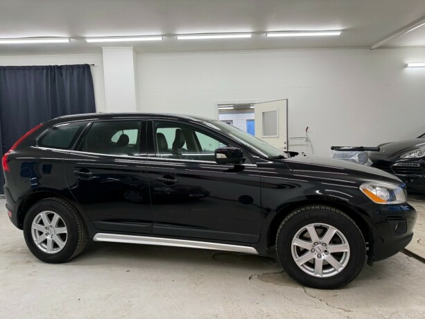 volvo-xc-60-diesel-2009-big-5