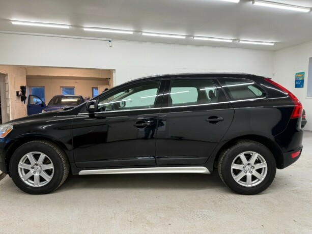 volvo-xc-60-diesel-2009-big-1