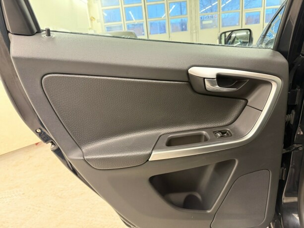 volvo-xc-60-diesel-2009-big-16