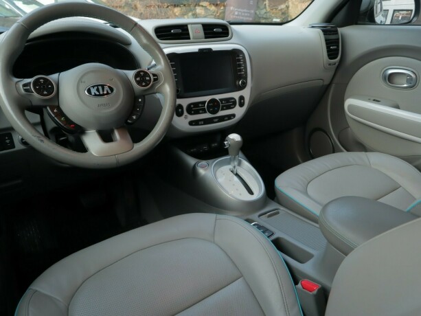 kia-soul-elektrisitet-2018-big-8