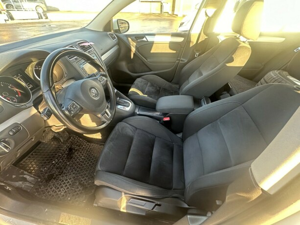 volkswagen-golf-bensin-2010-big-6