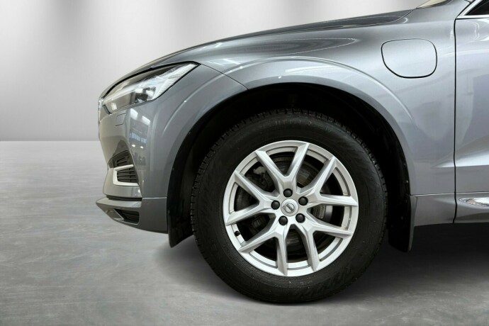 volvo-xc-60-elektrisitetbensin-2019-big-3