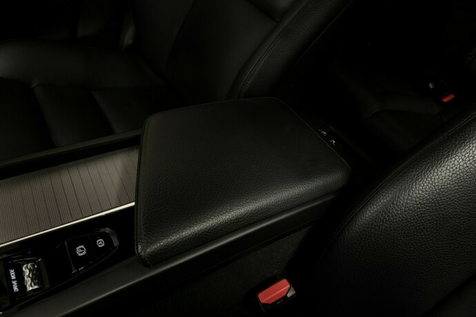 volvo-xc-60-elektrisitetbensin-2019-big-35