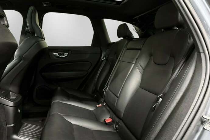 volvo-xc-60-elektrisitetbensin-2019-big-19