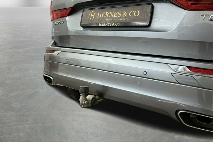 volvo-xc-60-elektrisitetbensin-2019-big-8