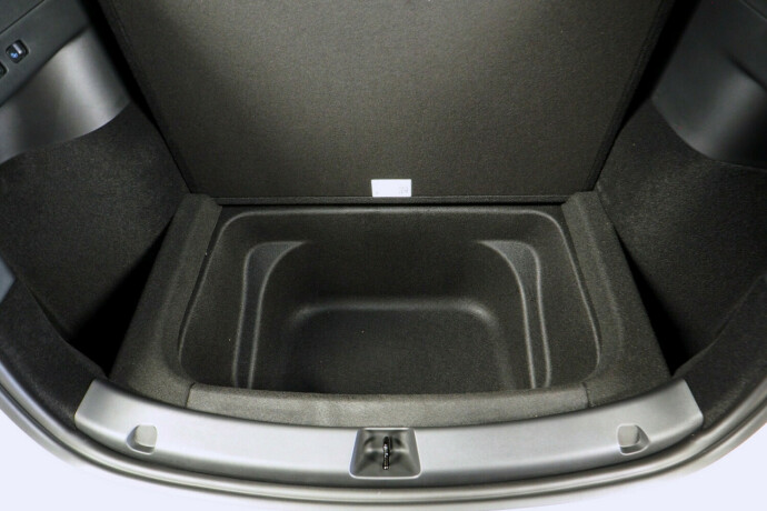 tesla-model-y-elektrisitet-2021-big-29