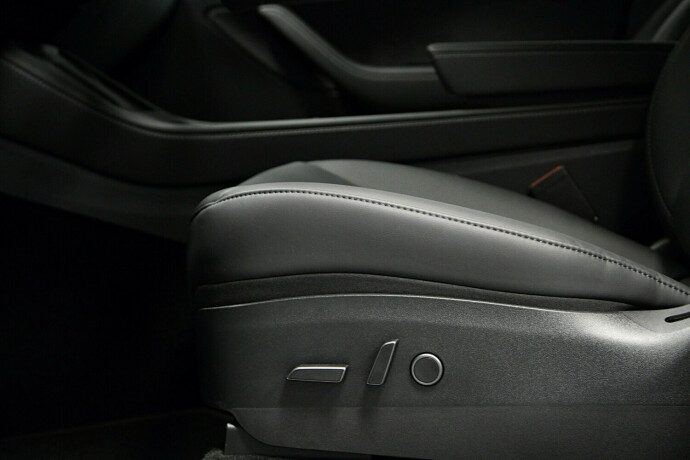 tesla-model-y-elektrisitet-2021-big-11