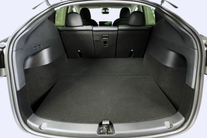 tesla-model-y-elektrisitet-2021-big-28