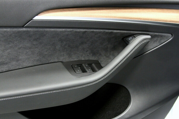 tesla-model-y-elektrisitet-2021-big-13