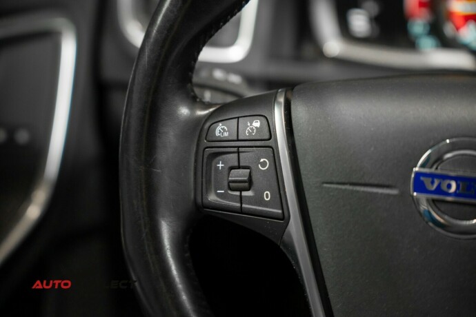 volvo-s60-bensin-2017-big-27