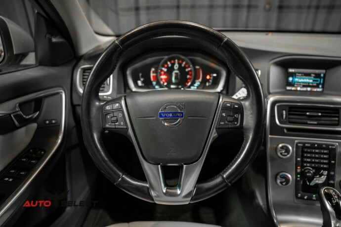 volvo-s60-bensin-2017-big-25