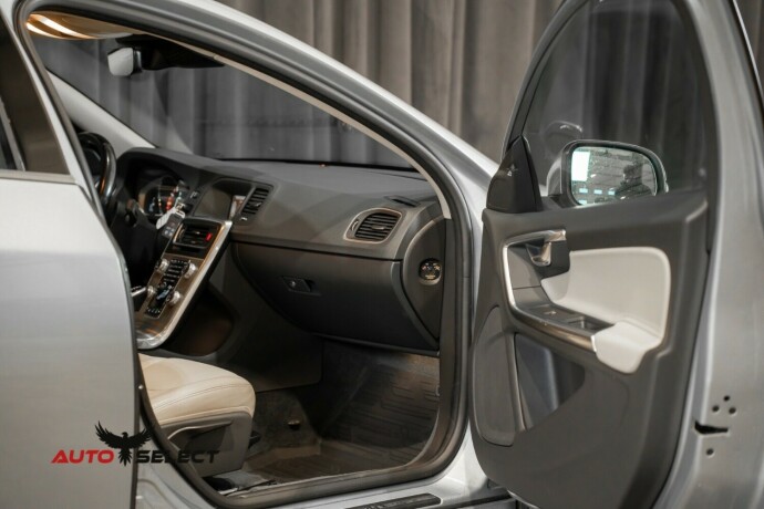 volvo-s60-bensin-2017-big-16