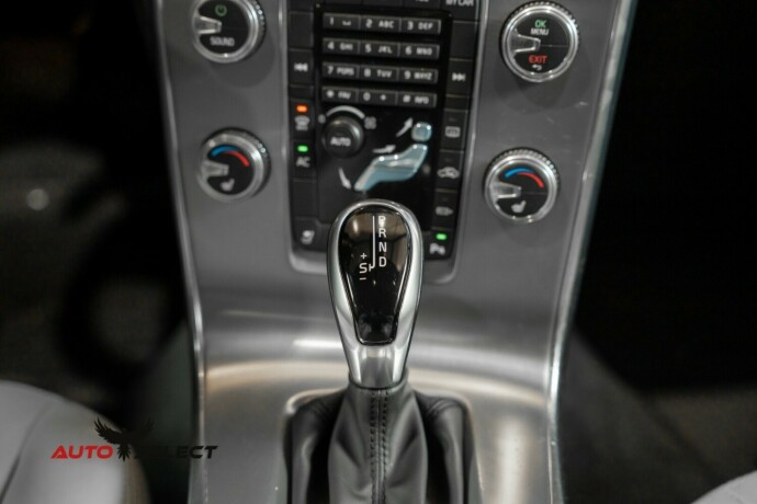 volvo-s60-bensin-2017-big-33