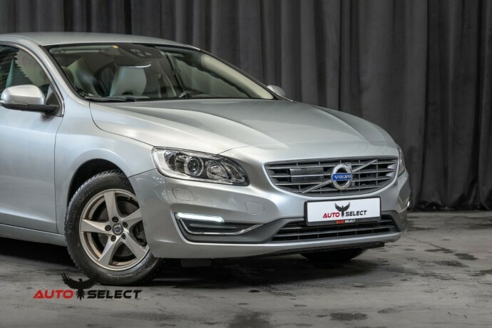 volvo-s60-bensin-2017-big-1