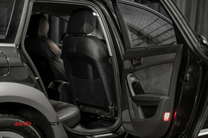 audi-a4-allroad-bensin-2012-big-12