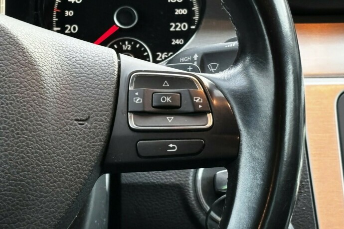 volkswagen-passat-alltrack-diesel-2014-big-29