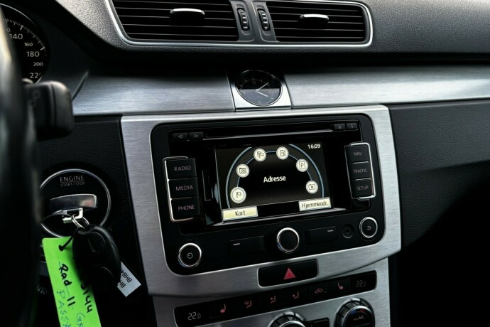 volkswagen-passat-alltrack-diesel-2014-big-16