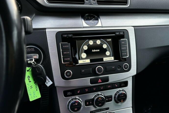 volkswagen-passat-alltrack-diesel-2014-big-19