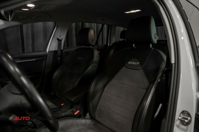 skoda-octavia-scout-diesel-2020-big-23