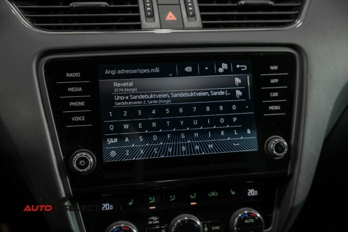 skoda-octavia-scout-diesel-2020-big-37