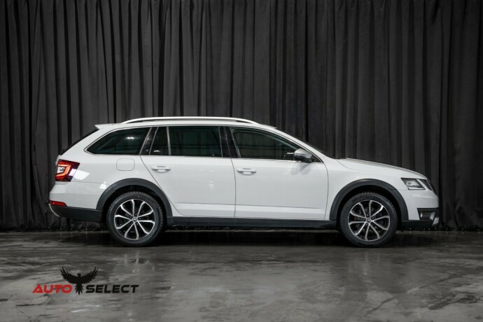 skoda-octavia-scout-diesel-2020-big-12