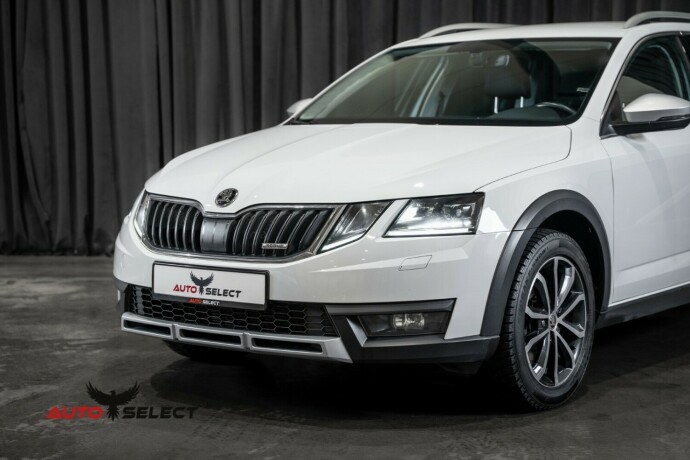 skoda-octavia-scout-diesel-2020-big-6