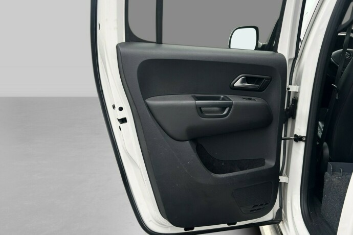 volkswagen-amarok-diesel-2020-big-16